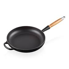 [20258280000422] LE CREUSET POÊLE SIGNATURE AVEC MANCHE EN BOIS 28 CM NOIR MAT